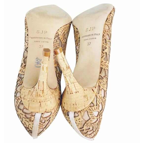 SJP Sarah Jessica Parker Fawn Cork Floral Cutout Stiletto Heels Tan EU 37 US 6.5 - Picture 8 of 11